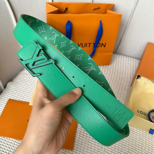 l0*is V*t0n belt