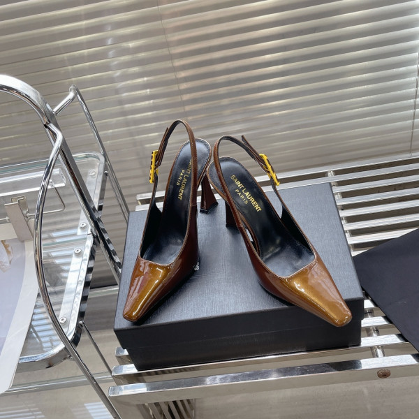 Sa**t Lau*nt heels