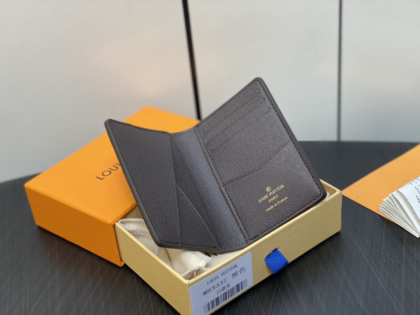 l0*is V*t0n pocket organizer-7.5*11.1*1 cm