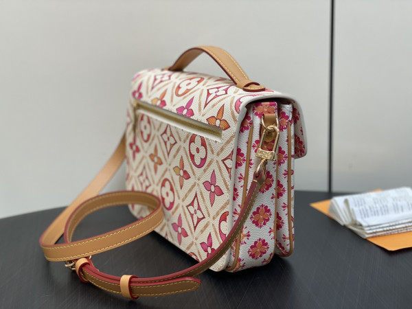 l0*is V*t0n pochette metis-25*19*7cm