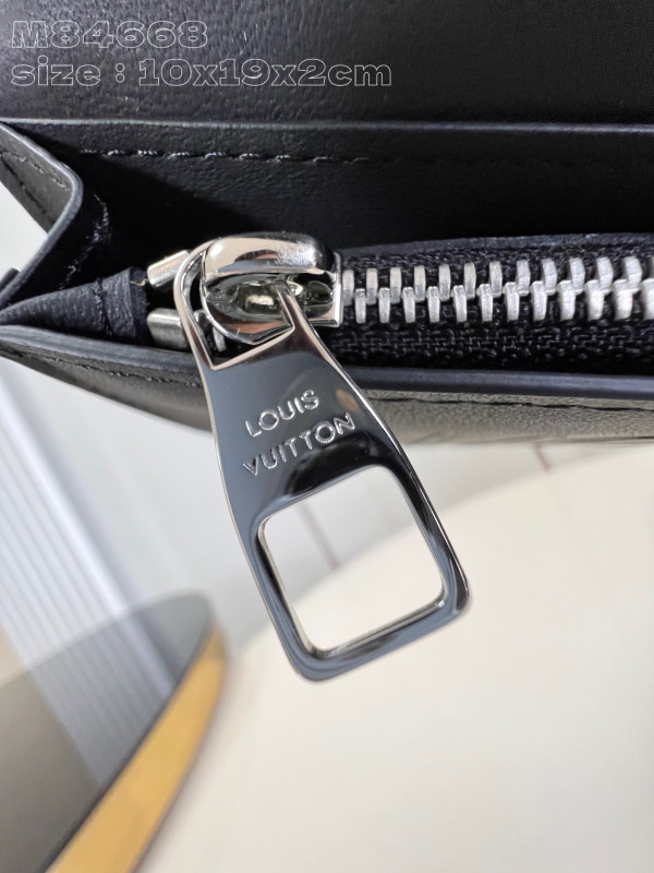 l0*is V*t0n brazza wallet-10*19*2cm