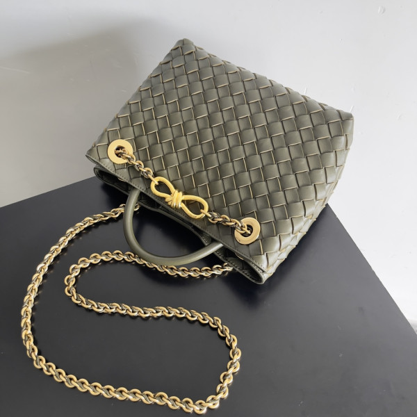 bo*te*ga Ve*ne*ta small andiamo chain-25*22*10.5cm