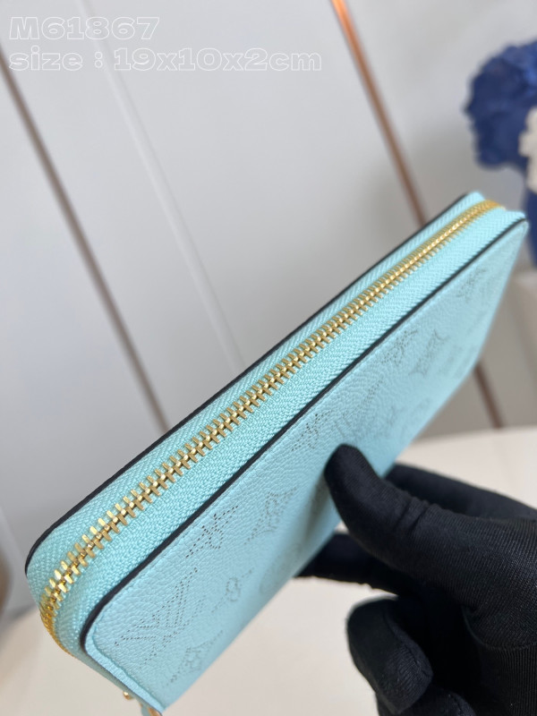 l0*is V*t0n zippy wallet-10*20*2 cm