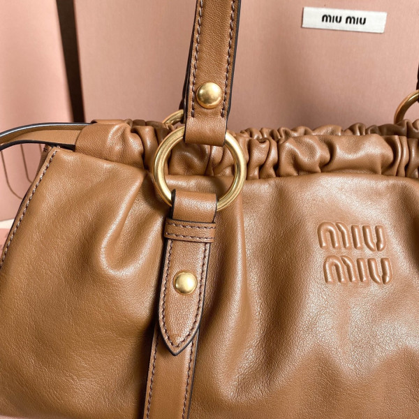 M*um*u joie nappa leather bag-44 x 16 x10.5cm