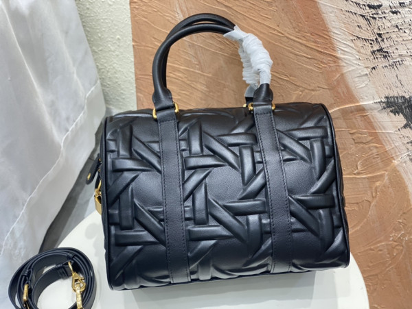 Diro Groove 25 bag