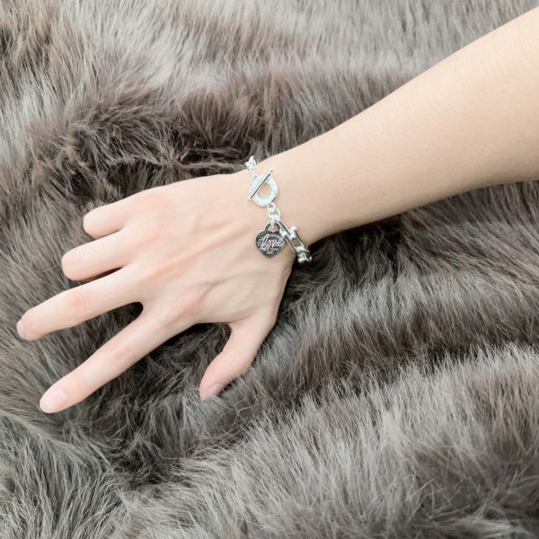 T*f*ny bracelet