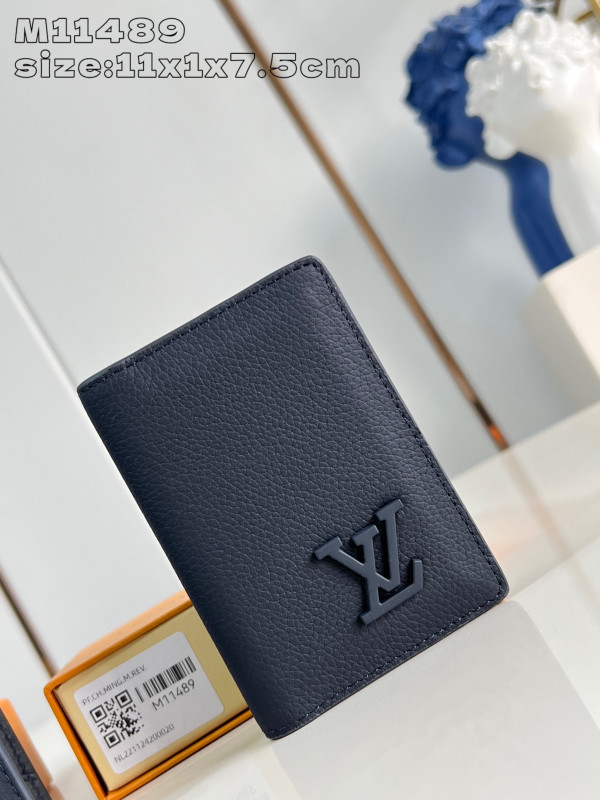 l0*is V*t0n pocket organizer-7.5*11.1*1 cm