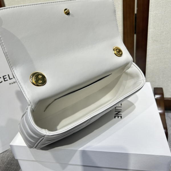chain shoulder bag matelasse monoCh*0me celin*