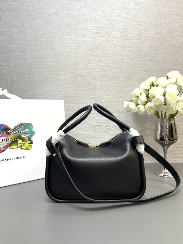 Pra*a darling leather handbag
