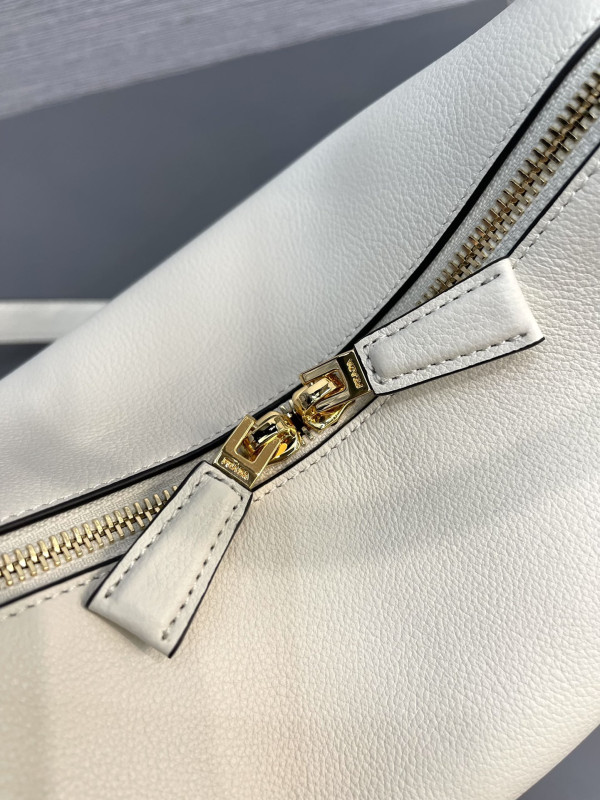 Pra*a darling leather handbag
