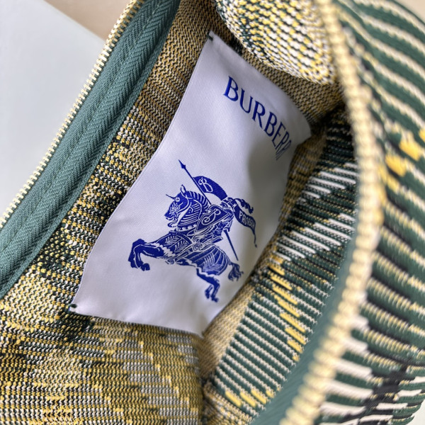 B**rry micro peg chain bag