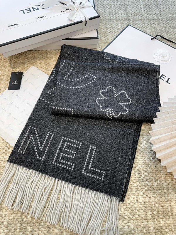 CL Scarf