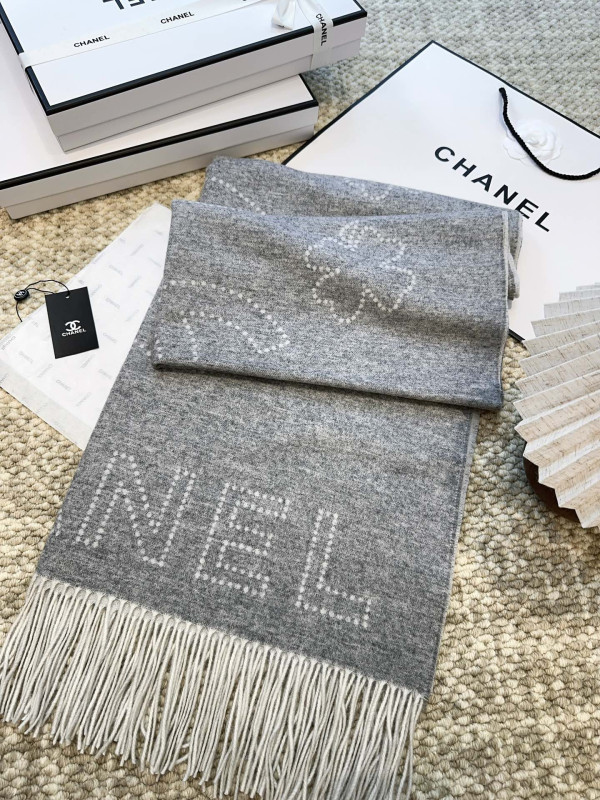 CL Scarf