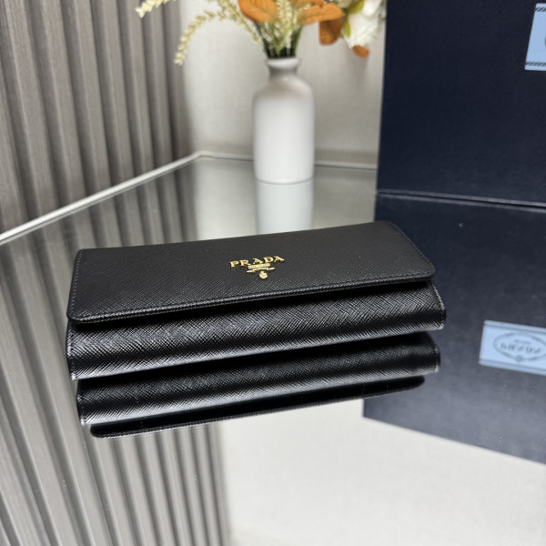 Pra*a large saffiano leather wallet