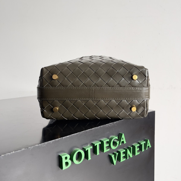 bo*te*ga Ve*ne*ta candy wallace-22*13*9cm