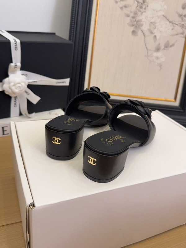 CL SANDALS