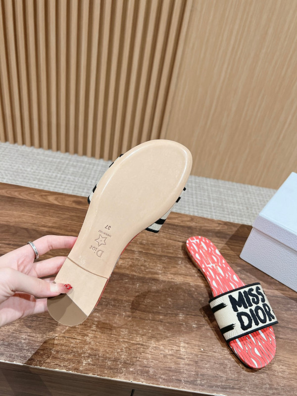 DIRO DWAY SLIDES