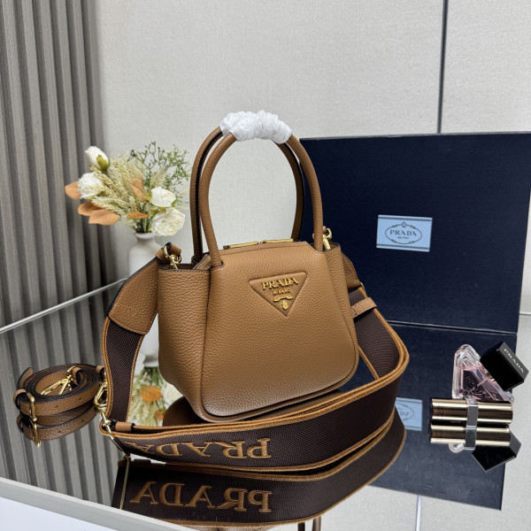 Pra*a leather mini handbag-18*19.5*9cm