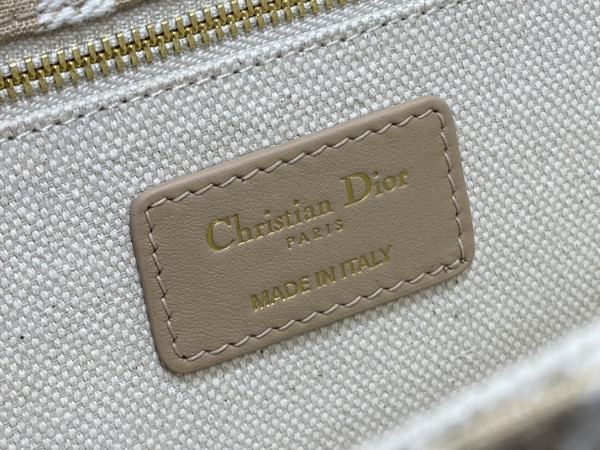 DIRO 30 MONTAIGNE CHAIN BAG