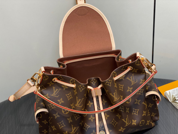 l0*is V*t0n odyssee mm - 24*18*36cm