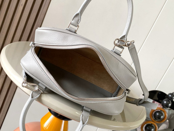 L0ew* amazona 23 bag in soft grained calfskin - 23*10*15cm