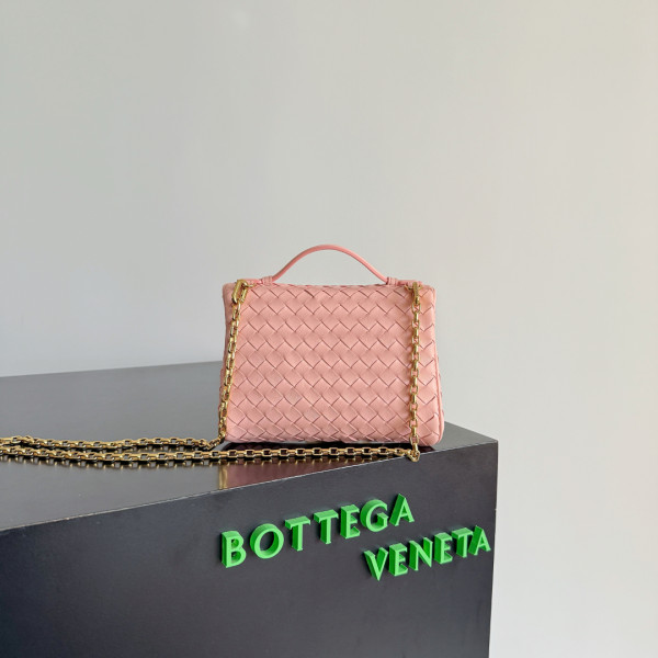 bo*te*ga Ve*ne*ta small soft vanity - 19*14*3cm