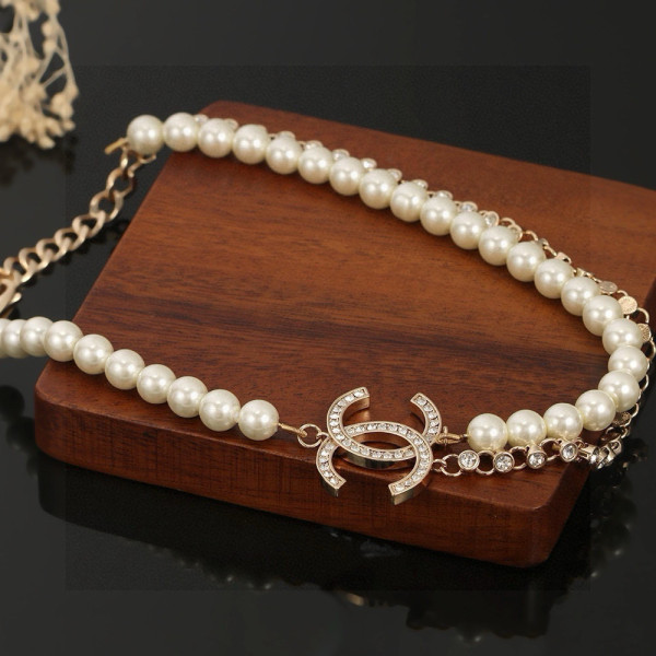 CL NECKLACE