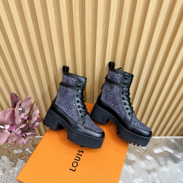 l0*is V*t0n boots