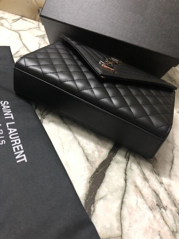 Y*L envelope medium bag