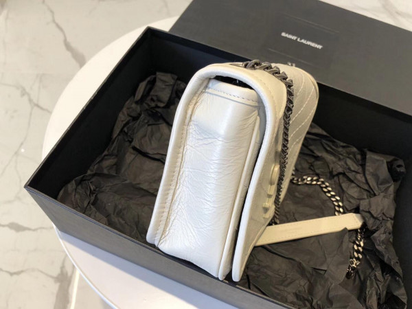 Y*L niki chain wallet