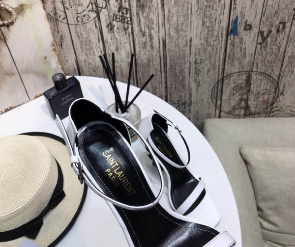 Y*L opyum sandals