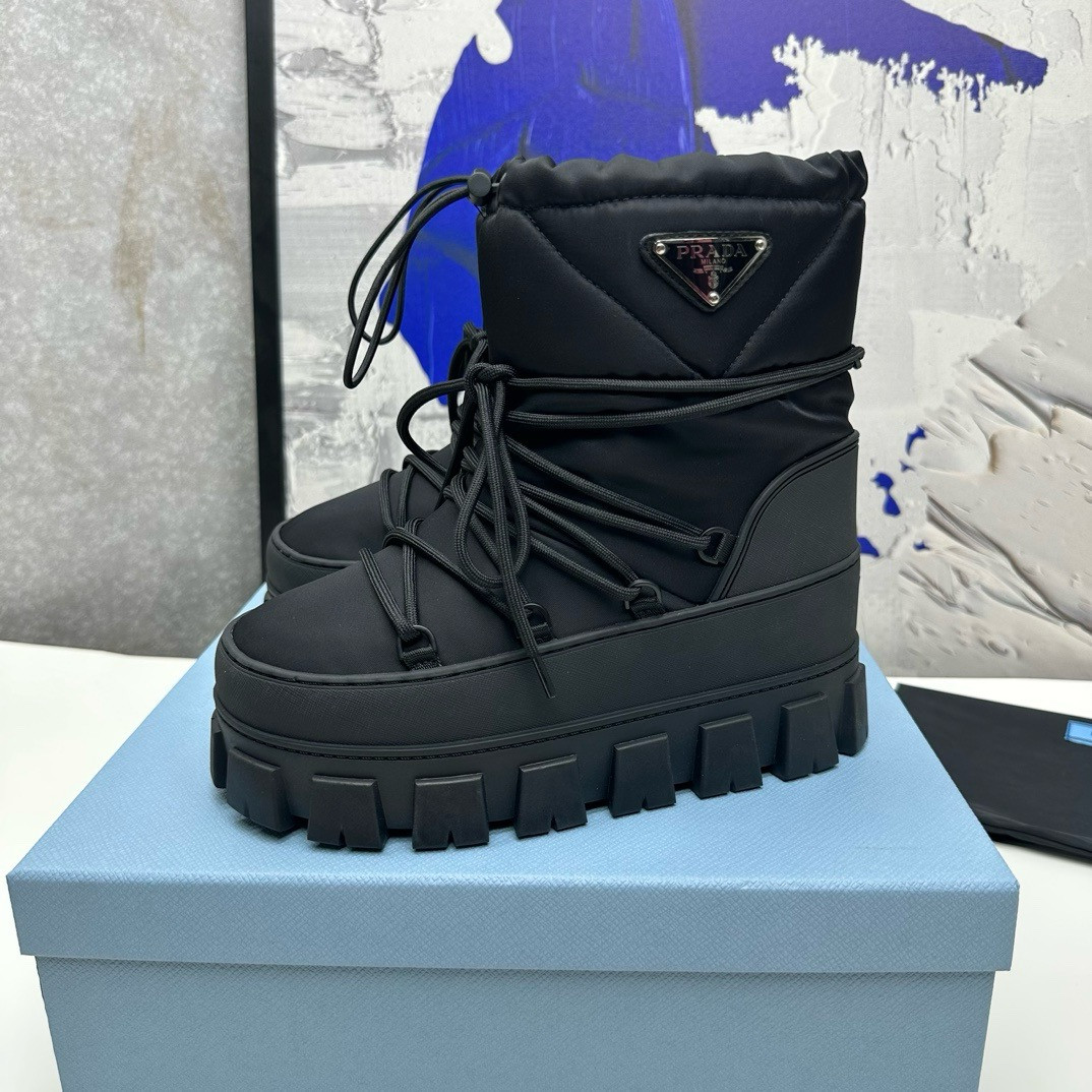 Pra*a boots
