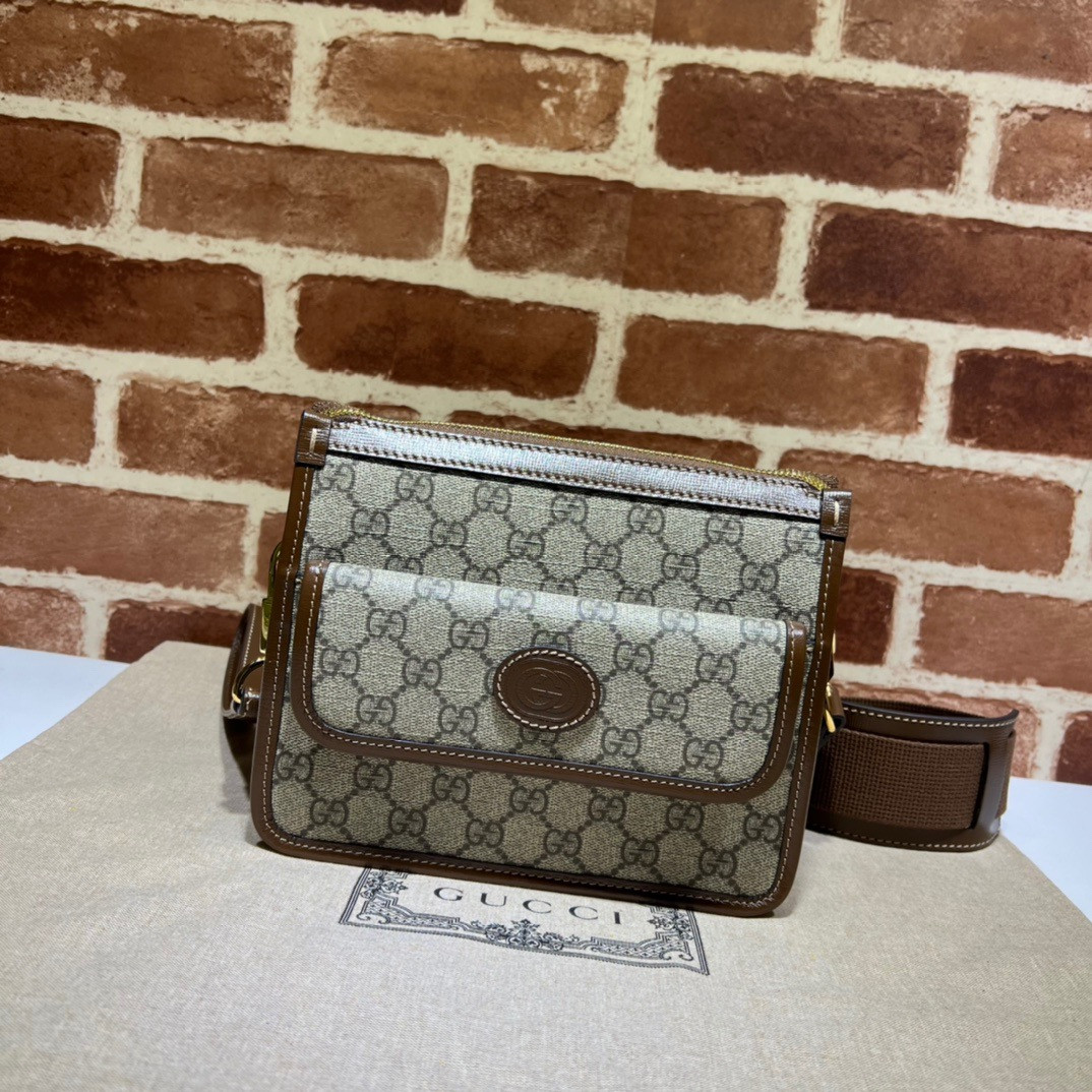 G*u*i messenger bag with interlocking g