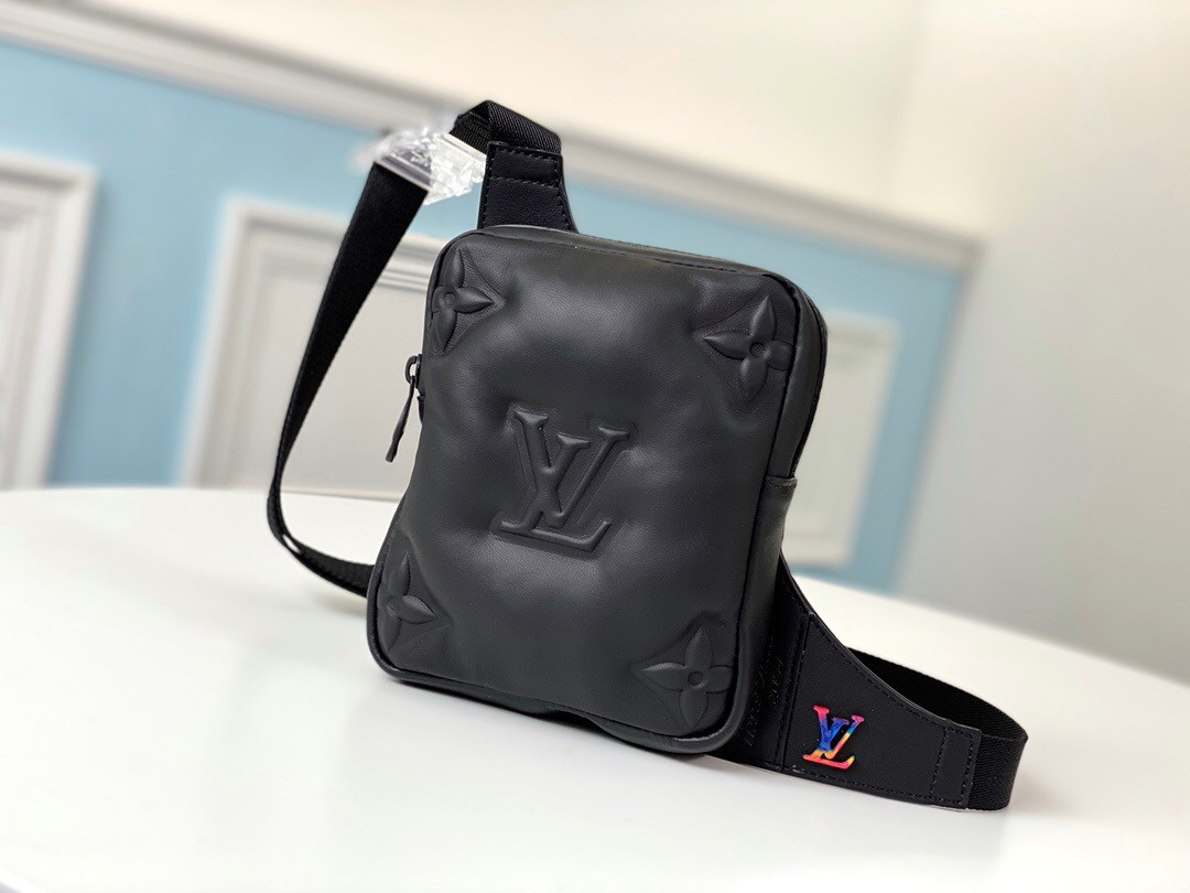 l0*is V*t0n asymmetrical sling bag