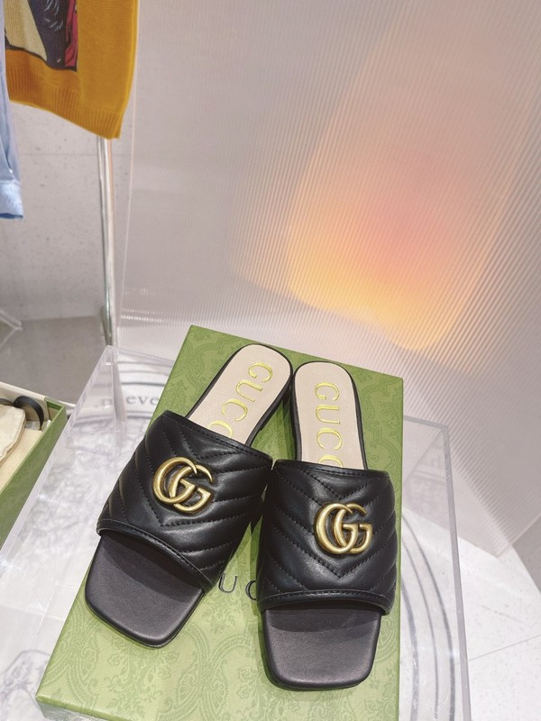 G*u*i women's double g thong sandal