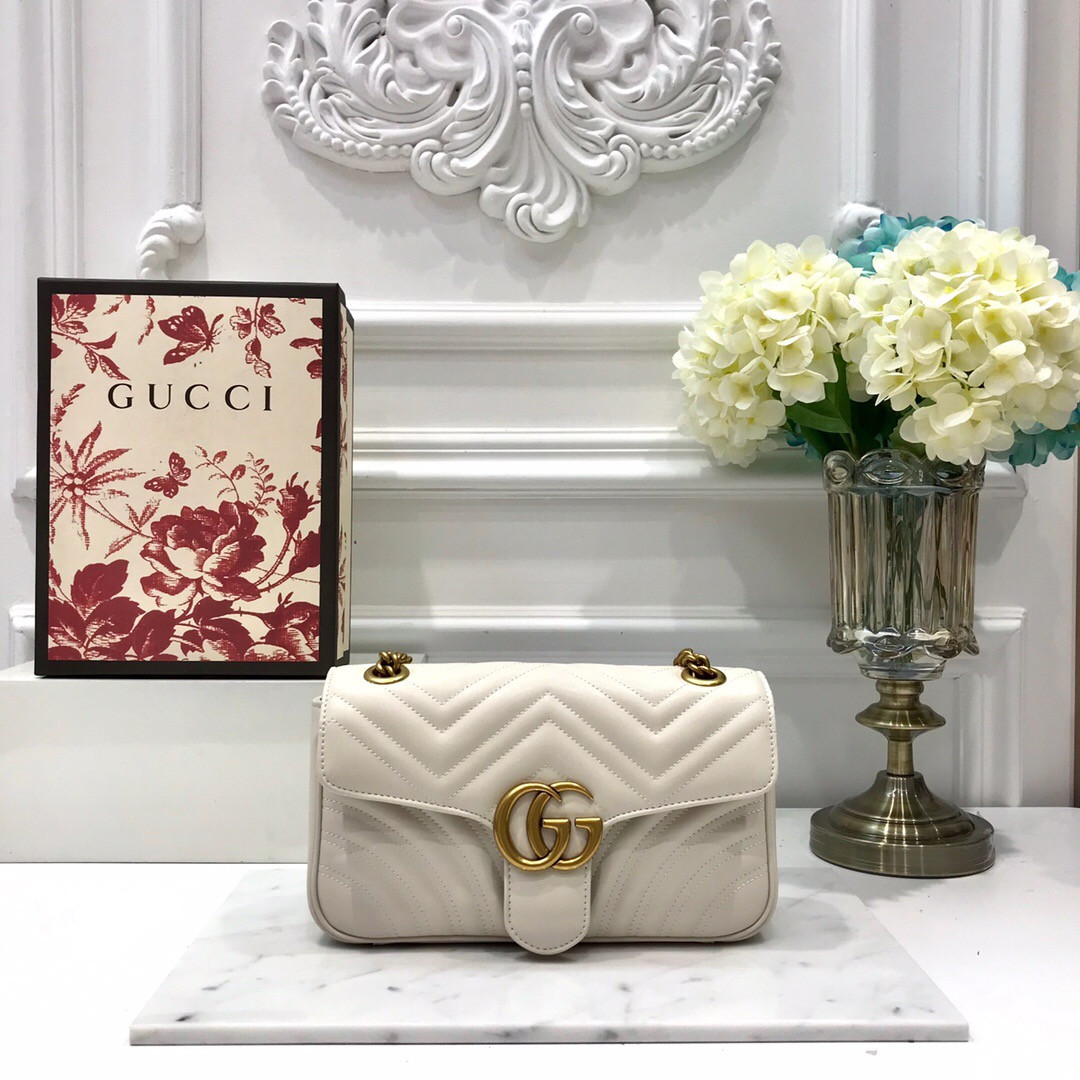 G*u*i gg marmont 26cm