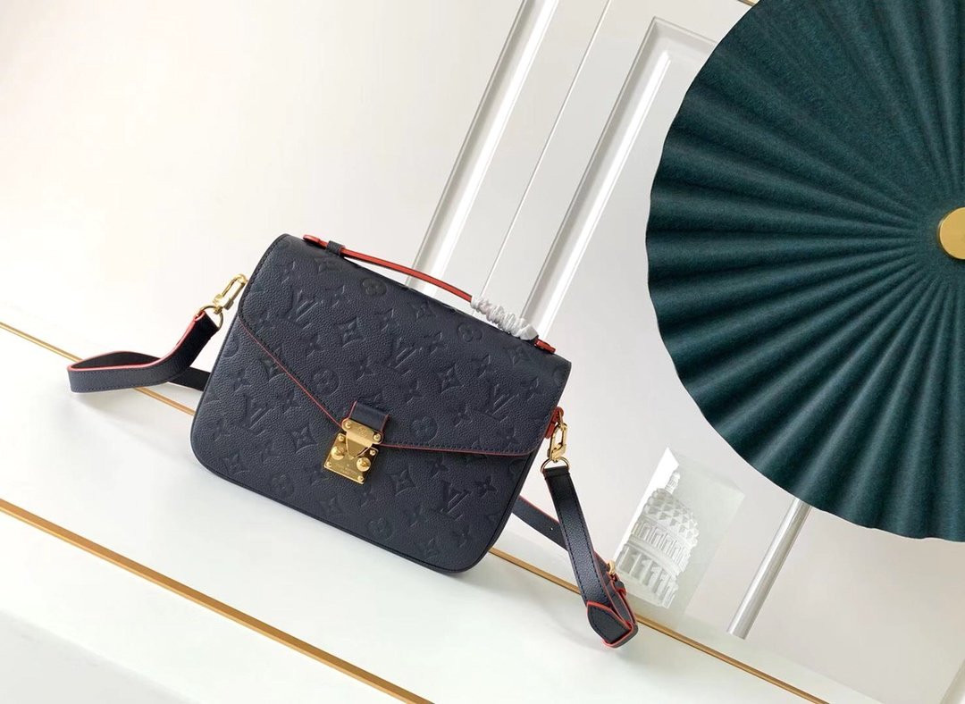 l0*is V*t0n pochette metis