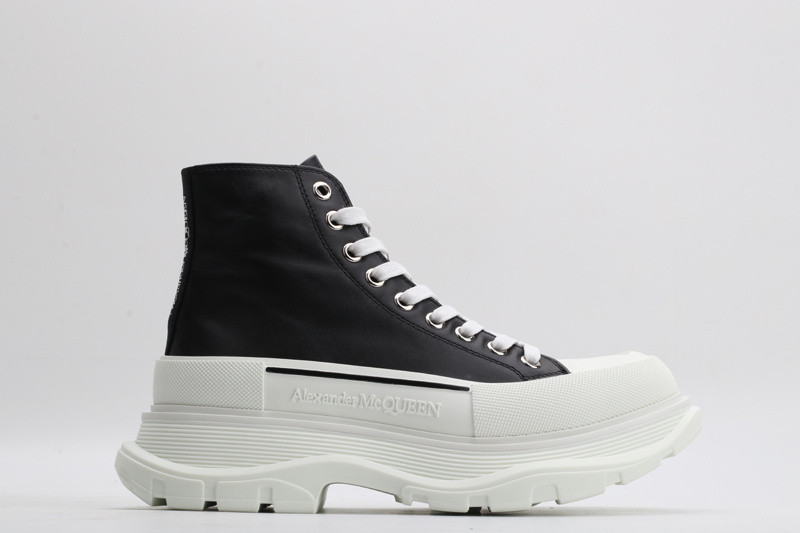 ale*d*r M*Q*en tread slick boot