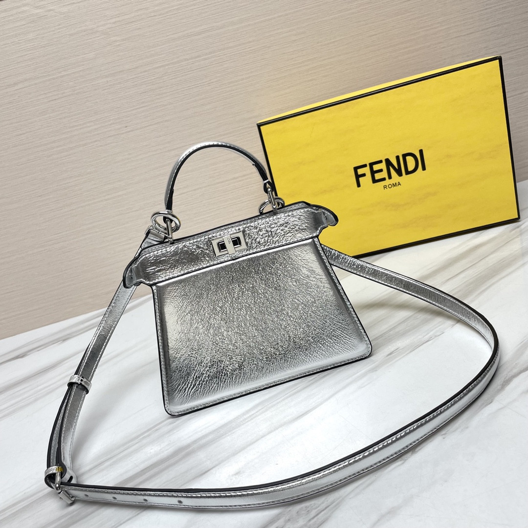 F**di peekaboo iseeu petite-20x11x15cm