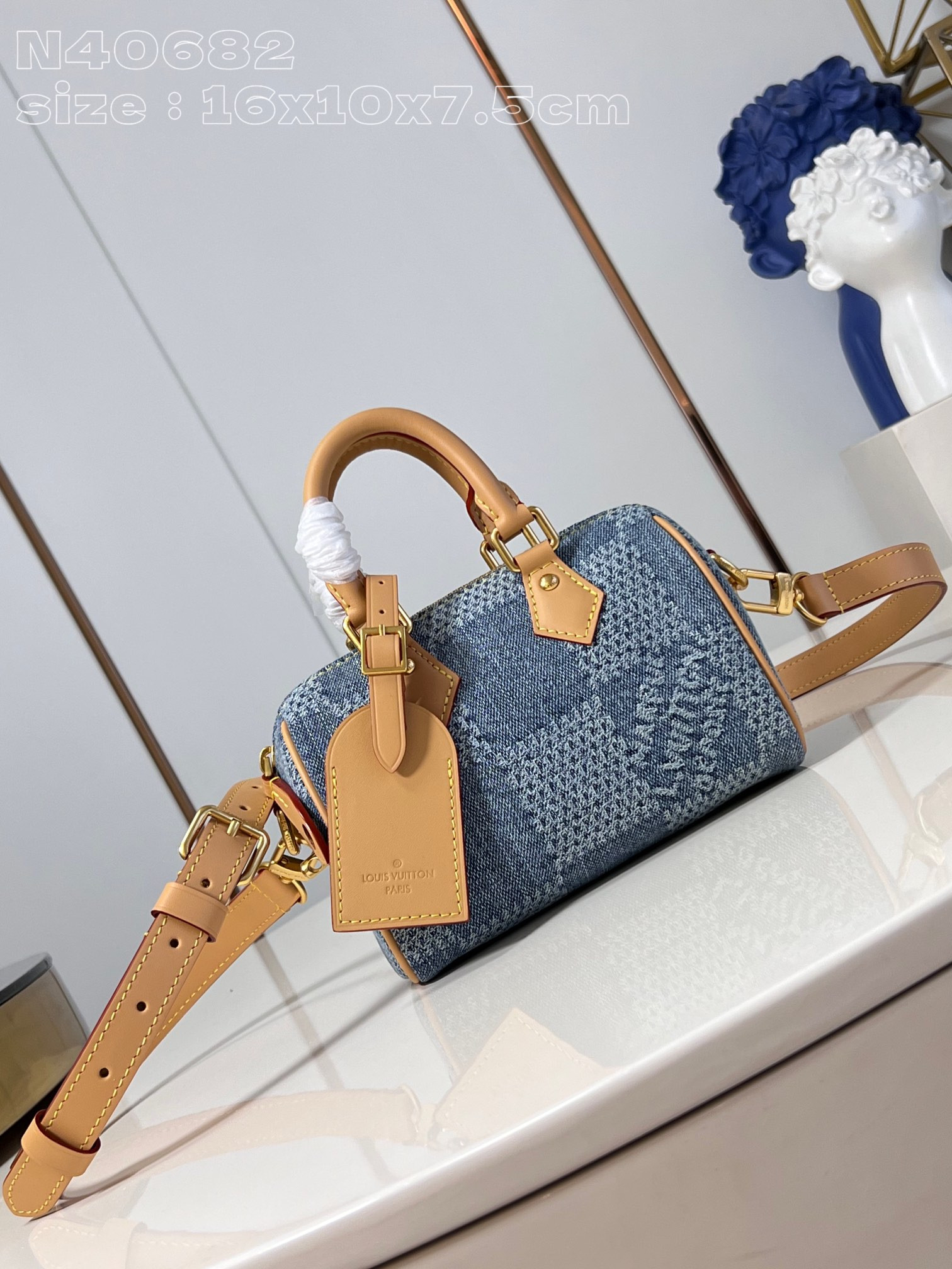l0*is V*t0n nano speedy-16-10-7.5cm