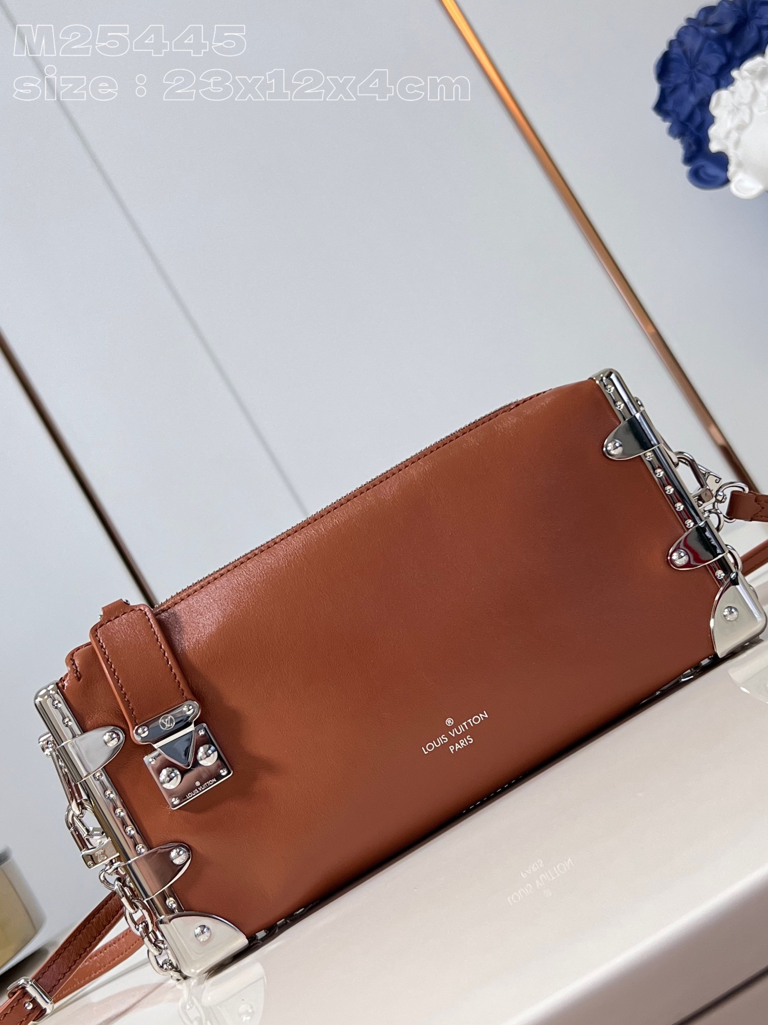 l0*is V*t0n slim trunk-23*12*4cm