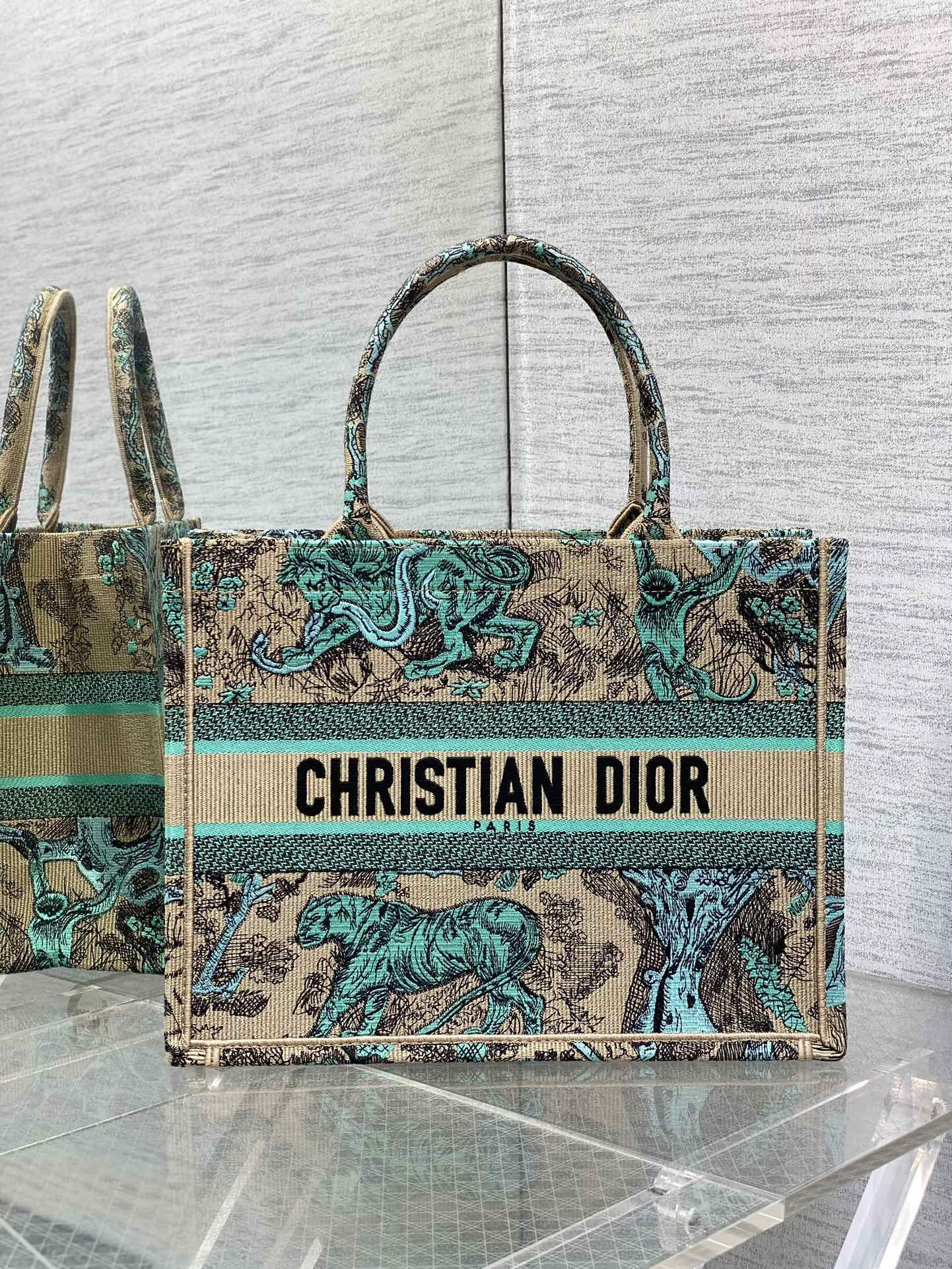 MEDIUM DIRO BOOK TOTE-36*18*28CM