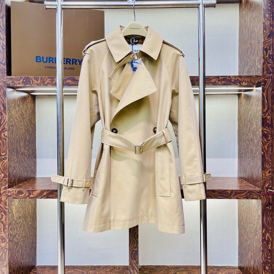 B**rry trench jacket