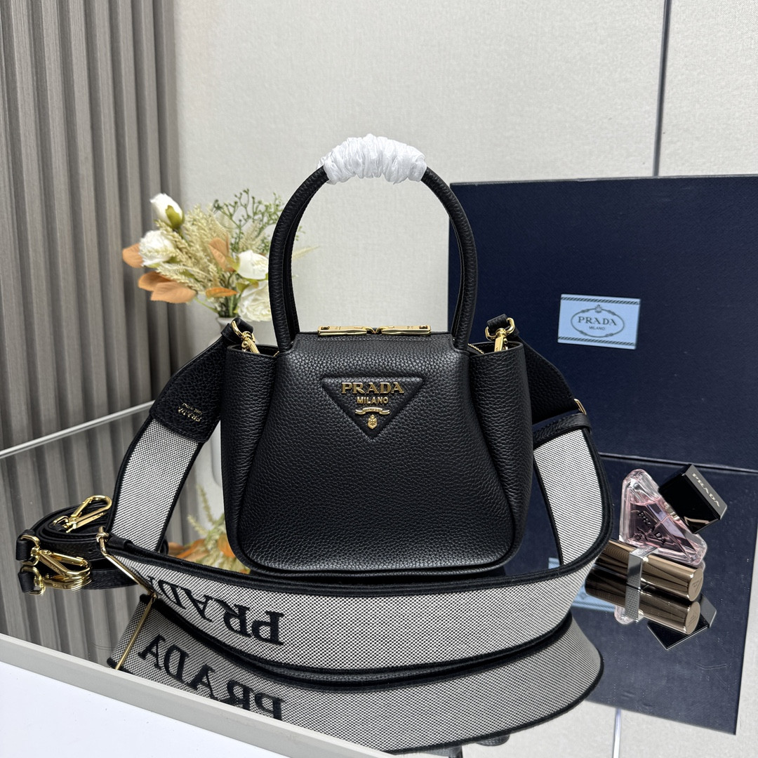 Pra*a leather mini handbag-18*19.5*9cm